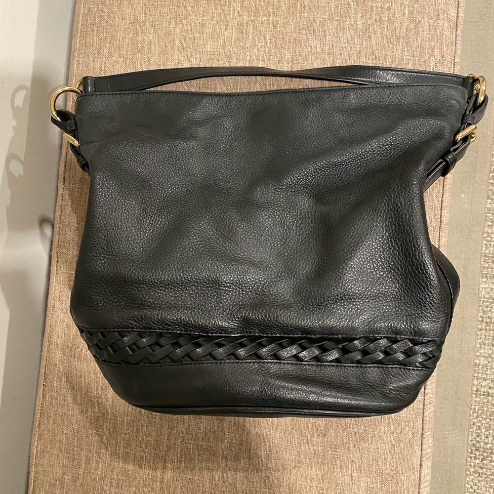Micheal Kors black purse